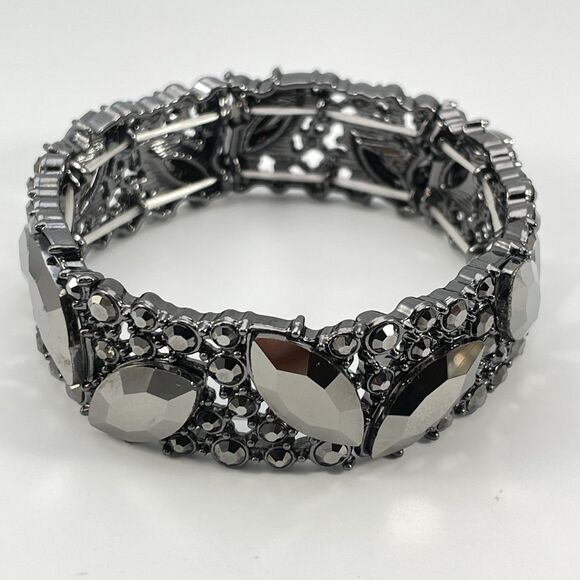 Black Gunmetal Tone Black Glass Rhinestone Bracelet Stretch Elegant Boho Goth - Picture 1 of 6